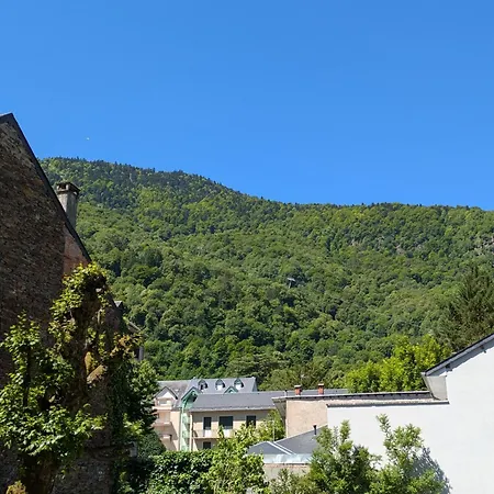 Aux Pieds Du Parc Bagnères-de-Luchon
